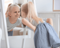 girl in mirror